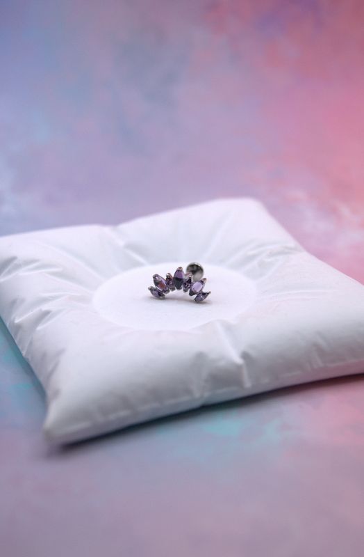 Bloom Amethyst Titan Labret