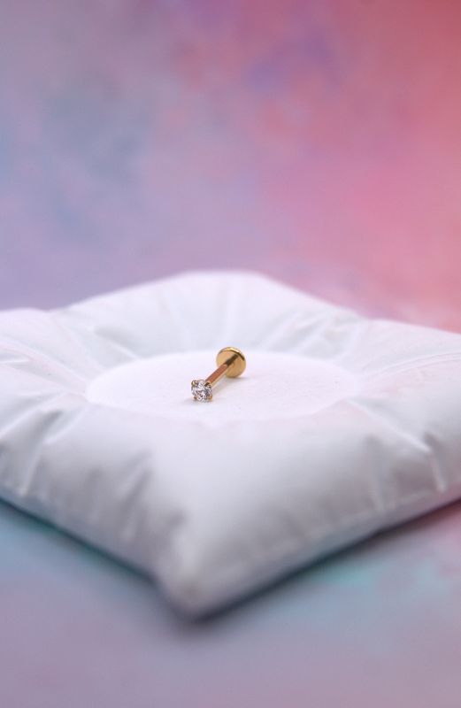 Classic CZ Titan Labret 2,5 mm  Gull
