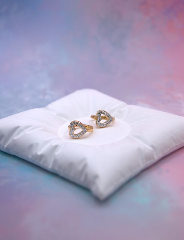 Golden Heart Huggie Øredobber